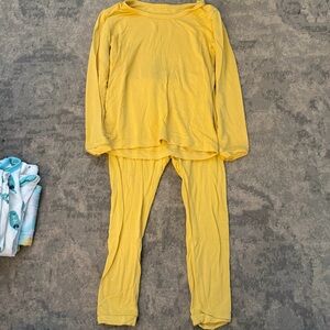 Kyte BABY Yellow Long-Sleeve Kids Pajama Set